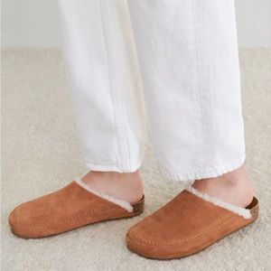 Jenni Kayne shearling lined suede mocs EUC